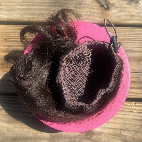 Luxy Neutral Brown Clip-In Bun - Excellent Used Condition - Picture 2 of 5